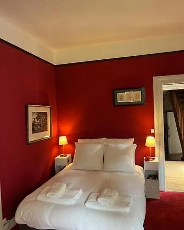 Chateau De Goville 3*