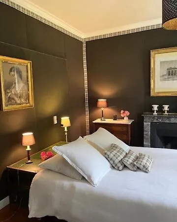 Chateau De Goville 3*