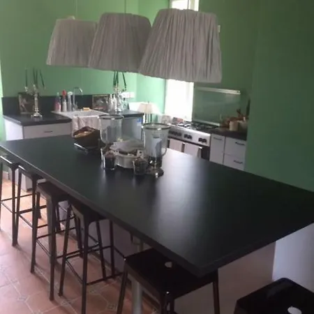 Bed & Breakfast Chateau De Goville Le Breuil-en-Bessin