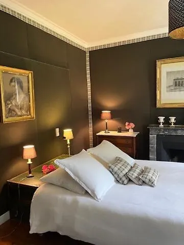 Chateau De Goville 3*