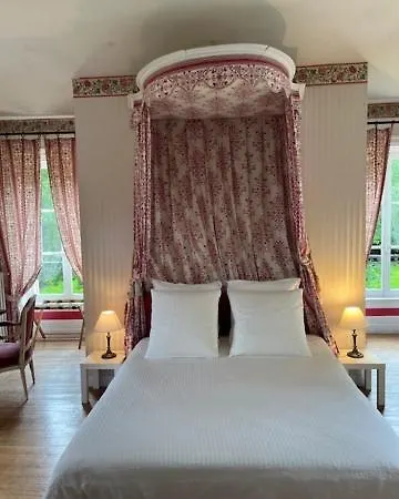 Chateau De Goville Bed & Breakfast 3*