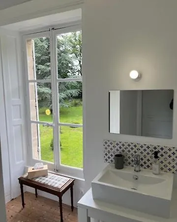 Chateau De Goville Le Breuil-en-Bessin