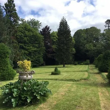 Nocleg ze śniadaniem Chateau De Goville 3*