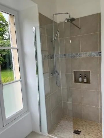 Chateau De Goville Le Breuil-en-Bessin